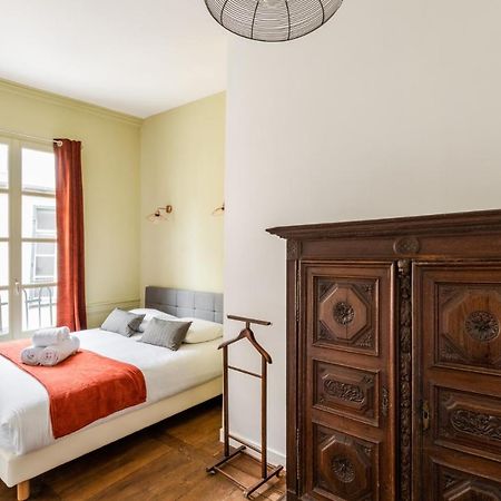 Dame De Coeur - Appartement Spacieux En Plein Centre Historique Rennes Esterno foto