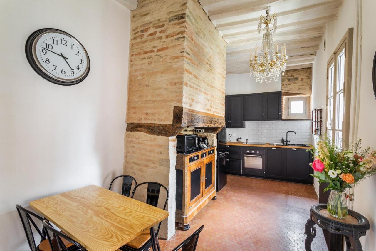 Dame De Coeur - Appartement Spacieux En Plein Centre Historique Rennes Esterno foto