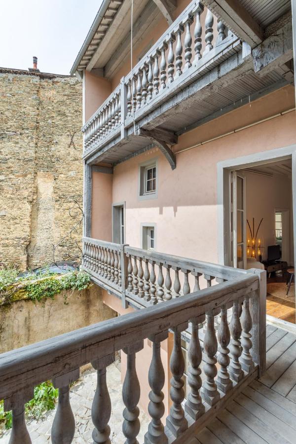 Dame De Coeur - Appartement Spacieux En Plein Centre Historique Rennes Esterno foto