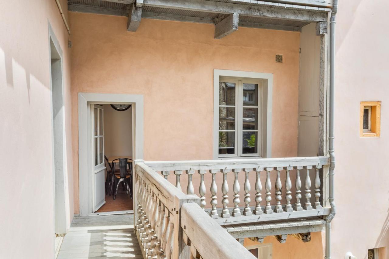 Dame De Coeur - Appartement Spacieux En Plein Centre Historique Rennes Esterno foto